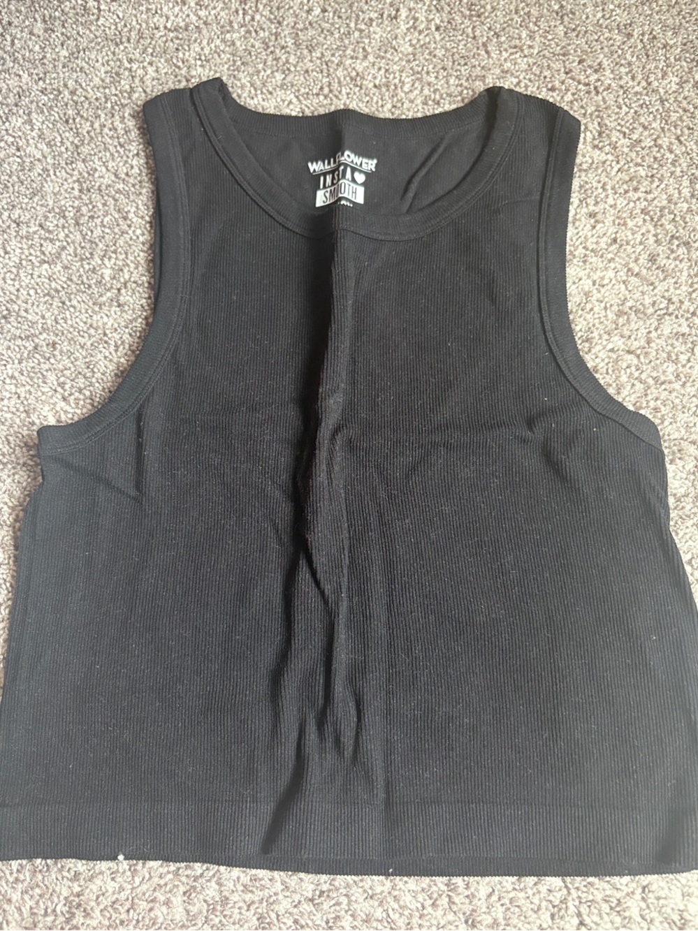 Wallflower Black Ribbed Scoop Tank